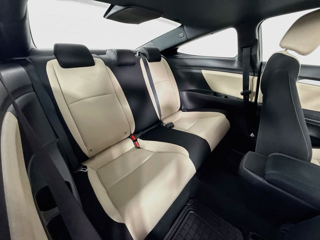Used 2018 Black Honda EX-T image 27