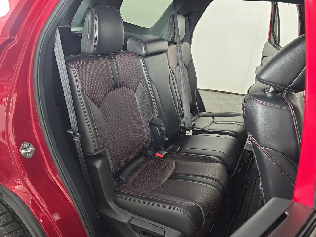 2025 Honda Pilot Black Edition - Photo 28