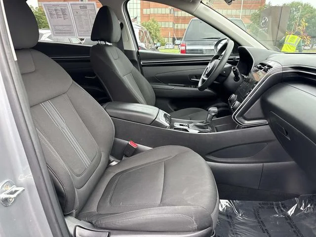 Used 2023 Silver Hyundai SEL image 15