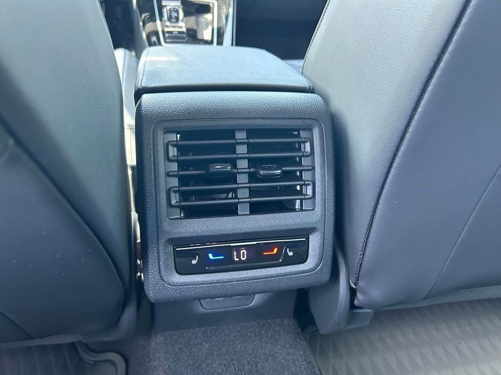 New 2026 Blue Volkswagen 2.0T image 38