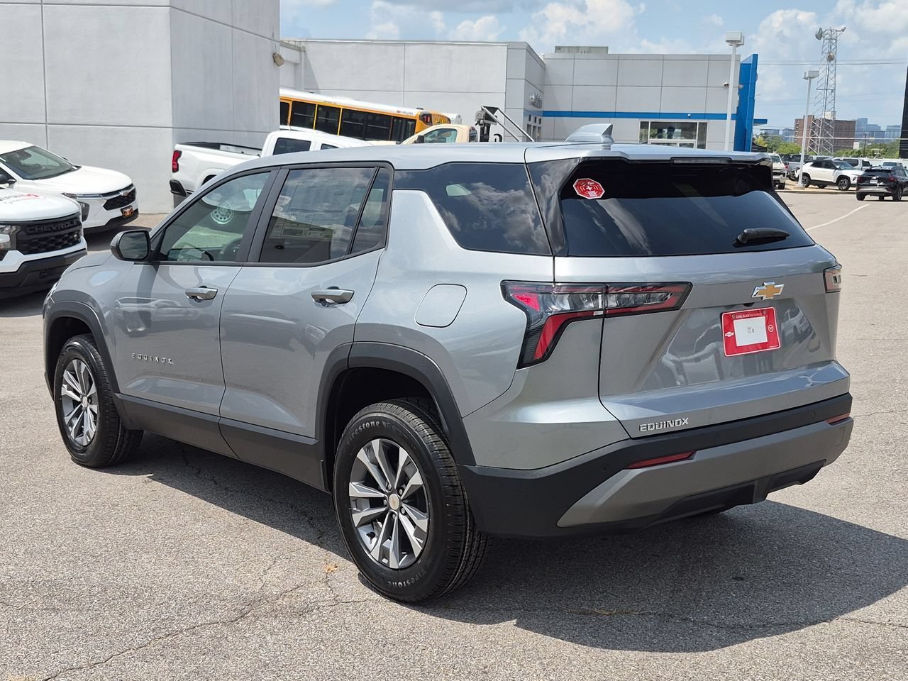 2027 Chevrolet Equinox LT - Photo 6