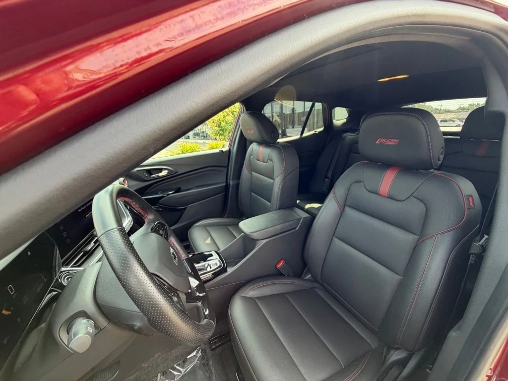 Used 2024 Red Chevrolet 2RS image 9