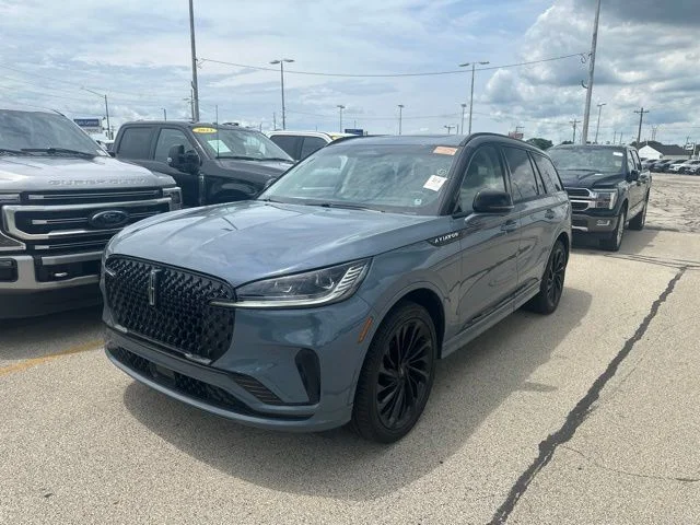 2025 Lincoln Aviator Reserve AWD's photo