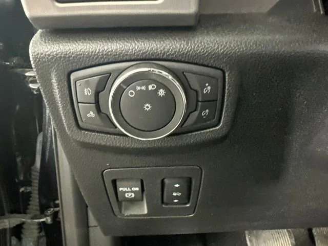 Used 2020 Agate Black Metallic Ford Platinum image 34