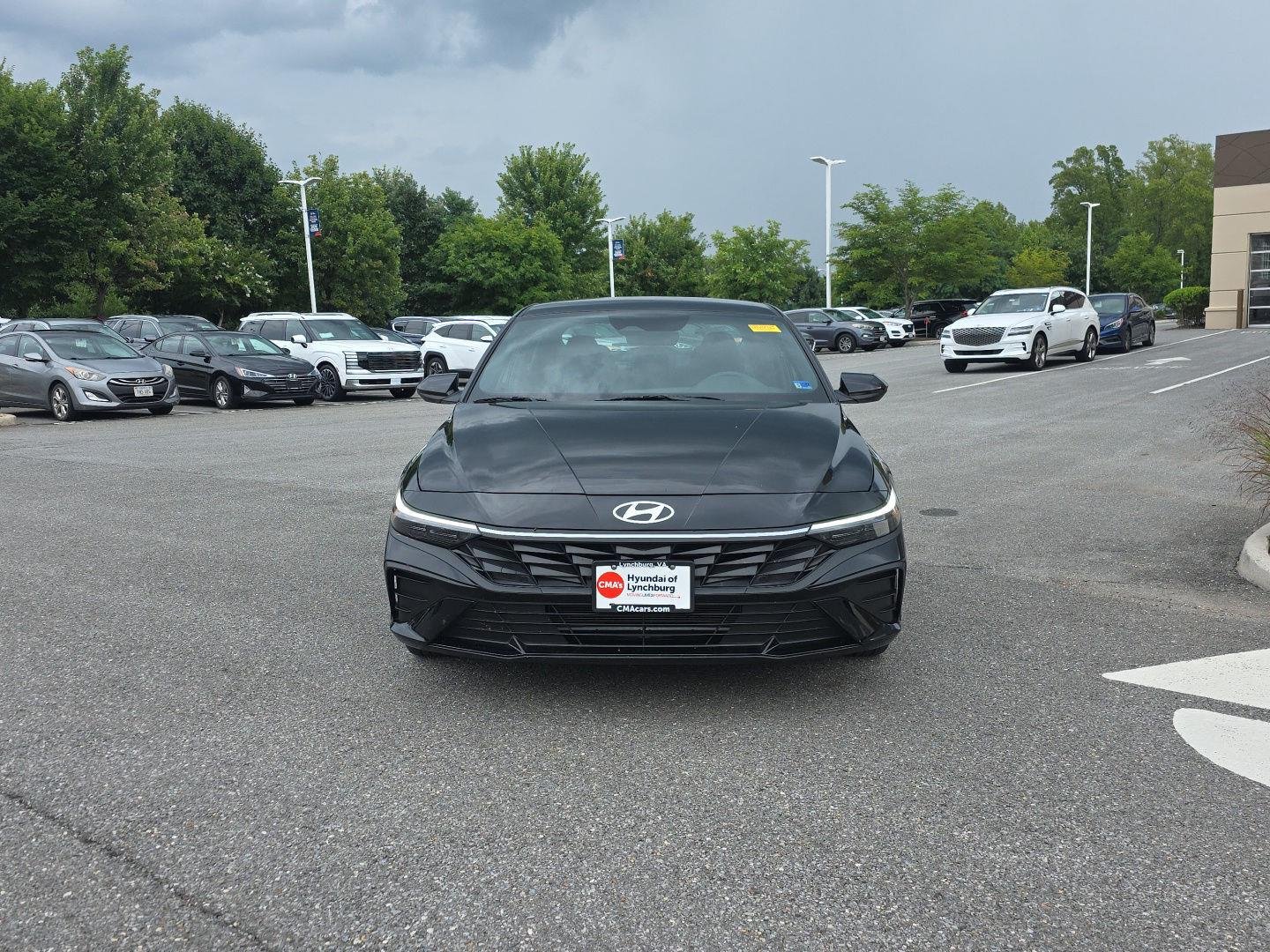 Used 2026 Abyss Black Hyundai SEL Sport image 3