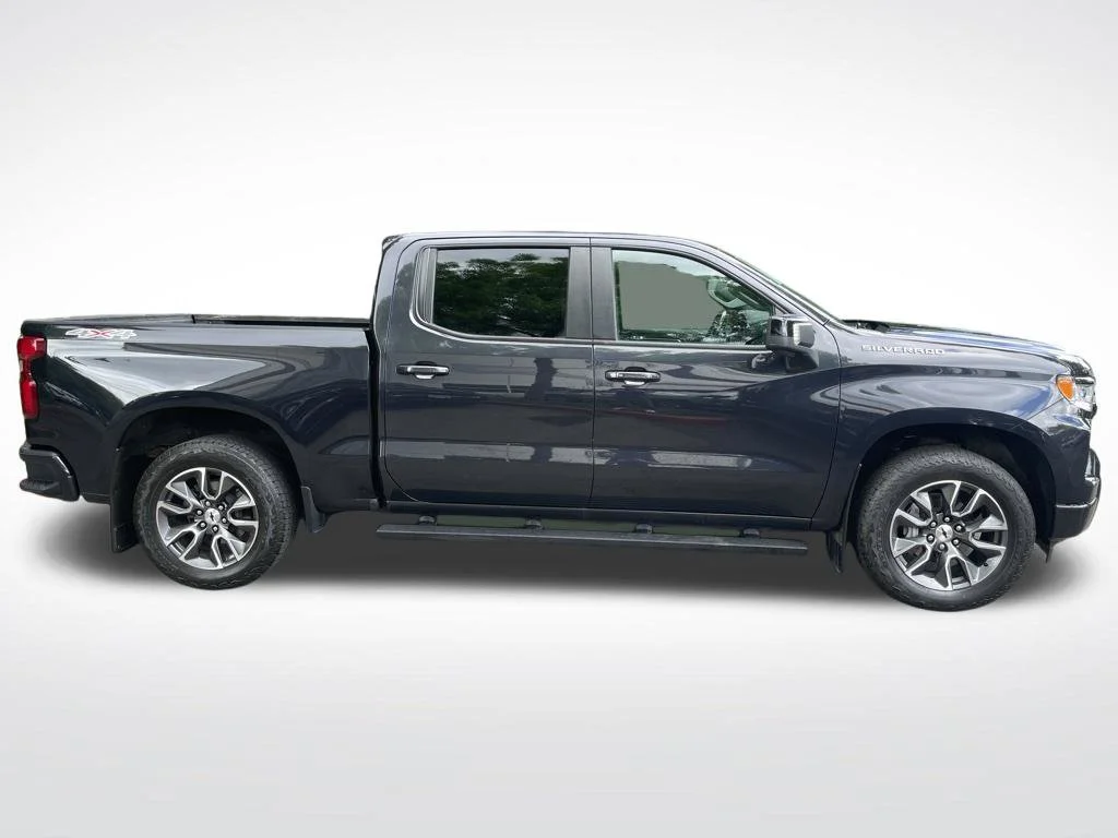 Used 2024 Black Chevrolet RST image 3