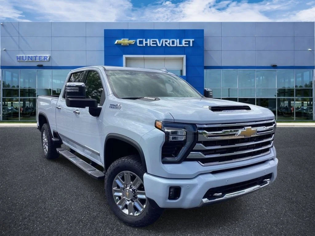 New 2026 Polar White Tricoat Chevrolet High Country image 1