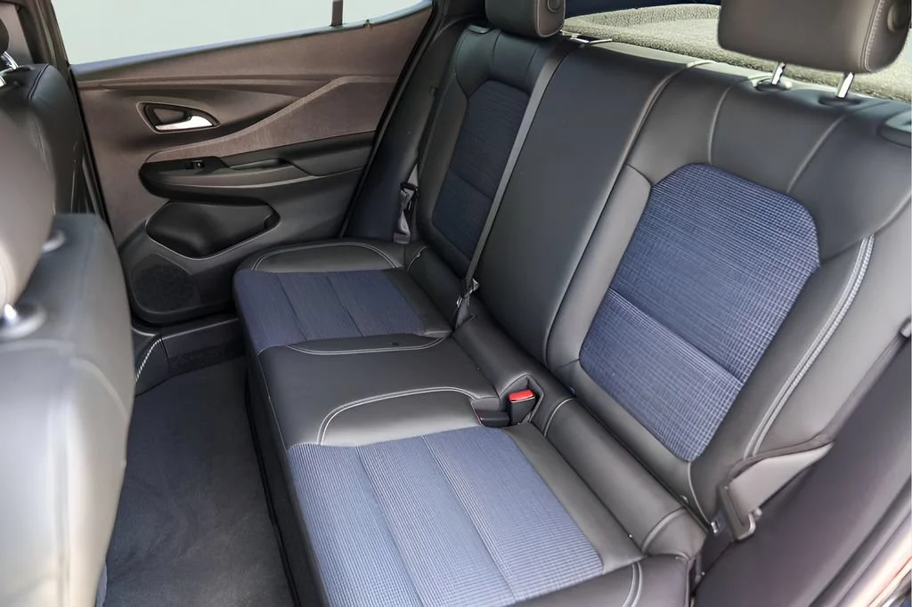 Used 2024 Ebony Twilight Metallic Buick Preferred image 22