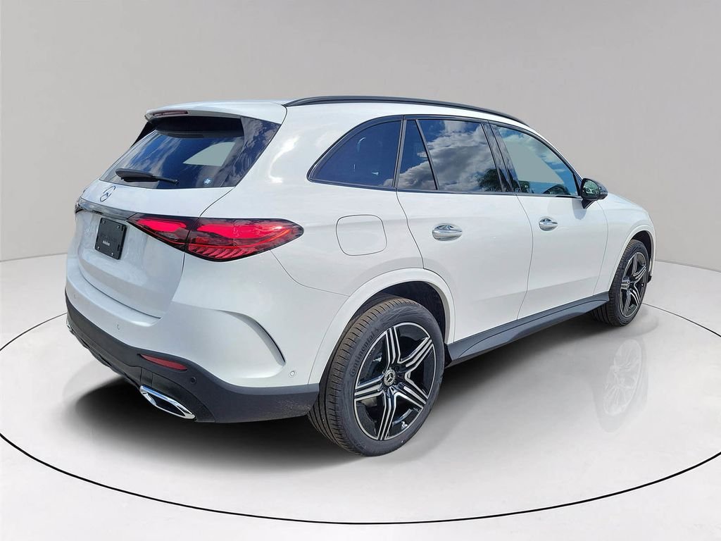 New 2026 Polar White Mercedes-Benz GLC 300 image 6