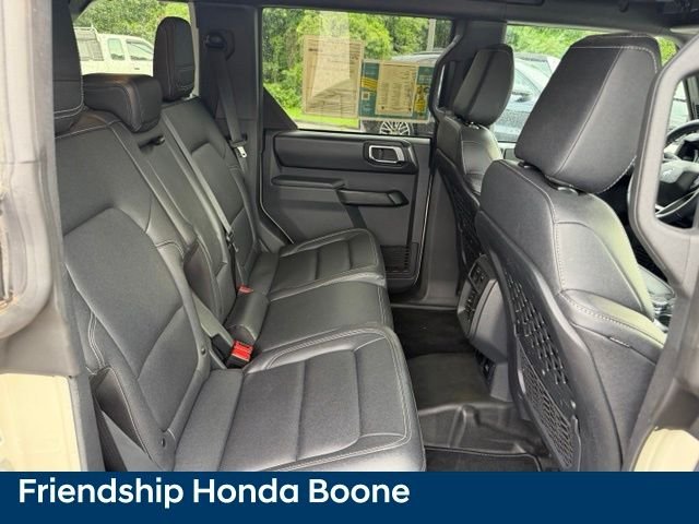 Used 2025 Beige Ford Badlands image 42