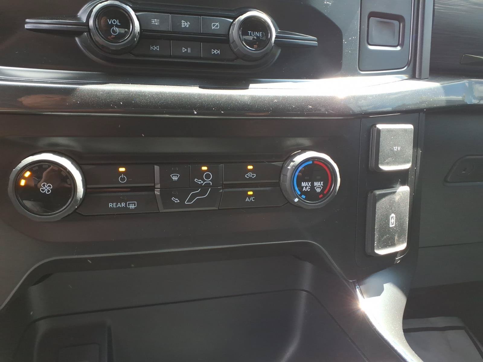 Used 2021 Velocity Blue Metallic Ford XL image 24