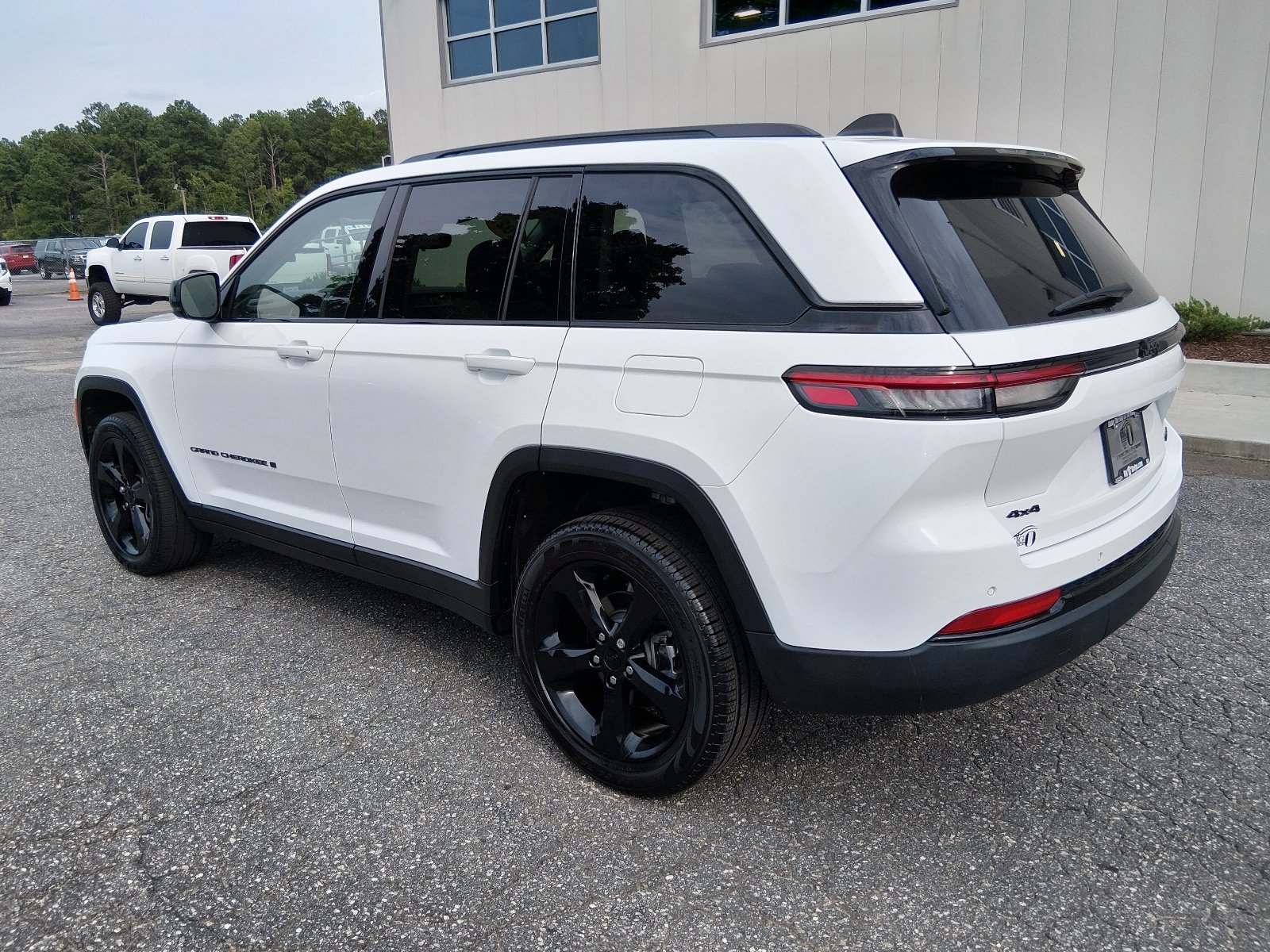 Certified Used 2023 Bright White Clear Coat Jeep Limited image 5