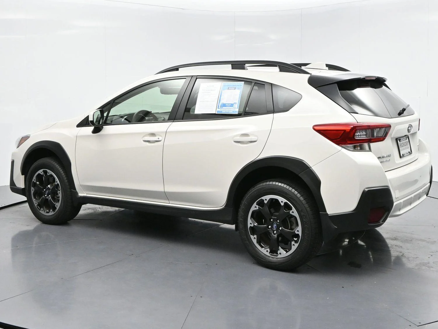 Used 2023 Crystal White Pearl Subaru Premium image 5