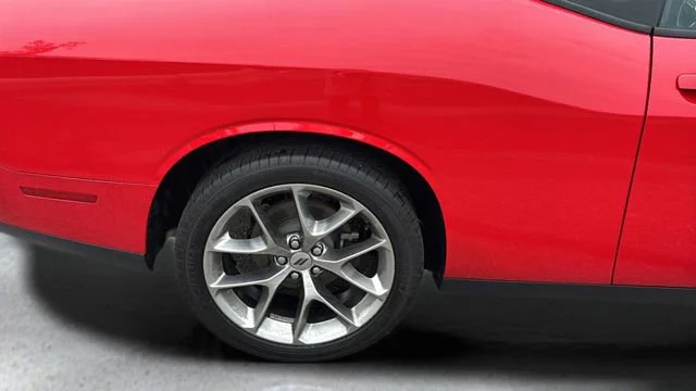 Used 2020 Red Dodge SXT image 32