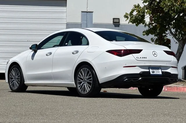 Used 2025  Mercedes-Benz CLA 250 image 6