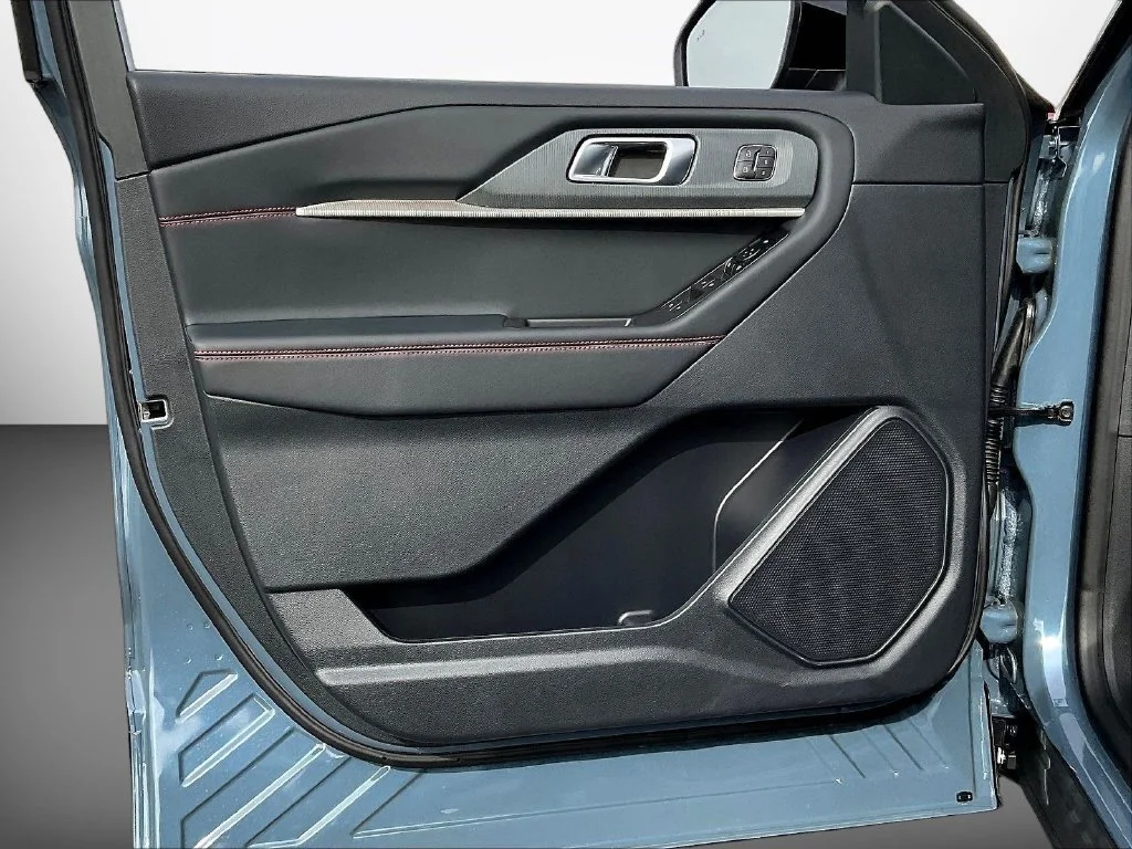 New 2027 Vapor Blue Metallic Ford ST-Line image 29
