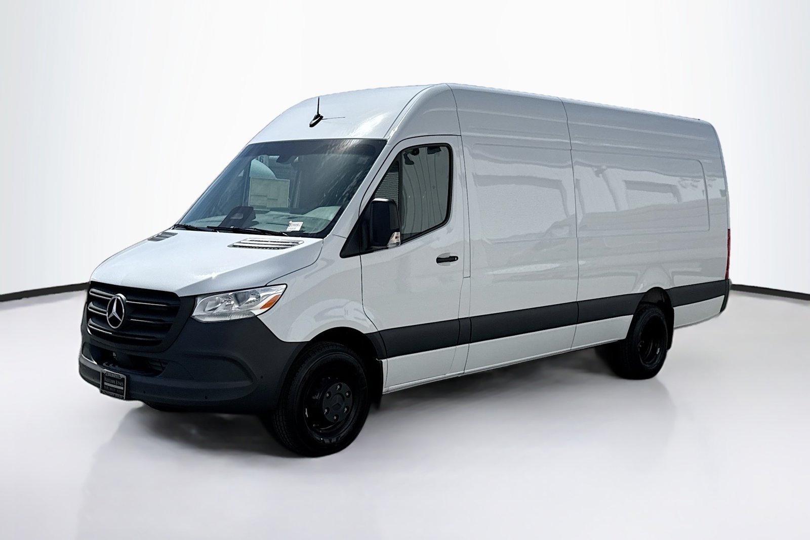 New 2026 Arctic White Mercedes-Benz  image 1