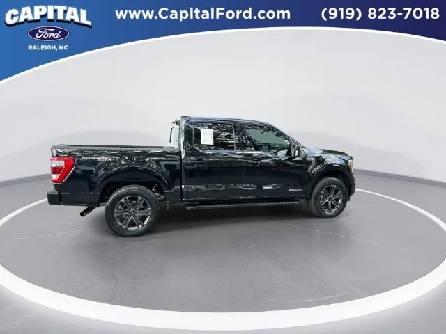 Used 2023 Black Ford Lariat image 9