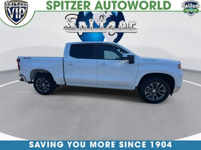 Used 2024 White Chevrolet LT image 10