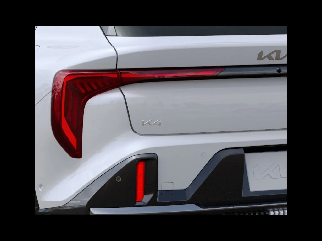 New 2027 Snow White Pearl Kia GT-Line image 62