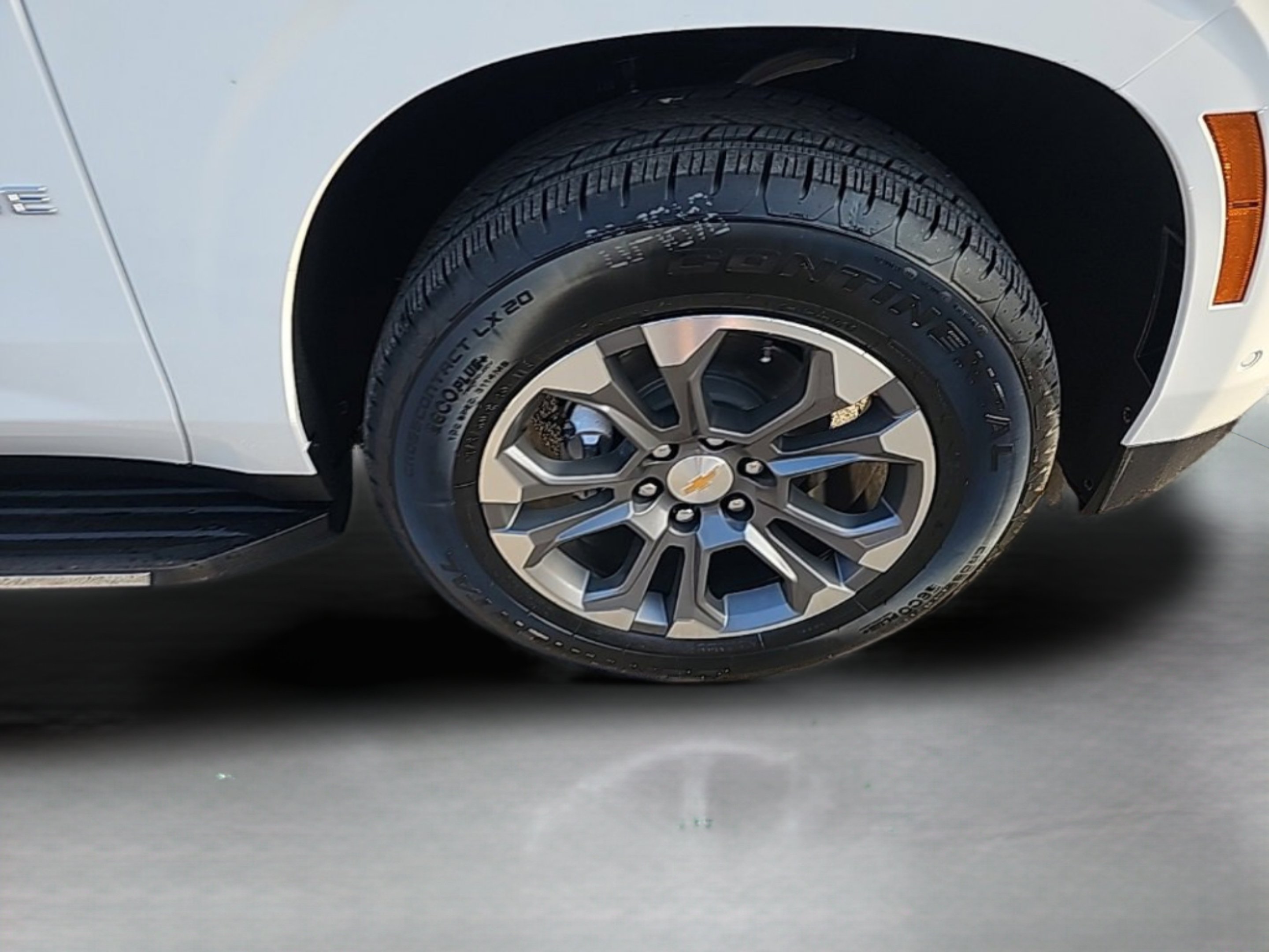 2026 Chevrolet Tahoe LT - Photo 13