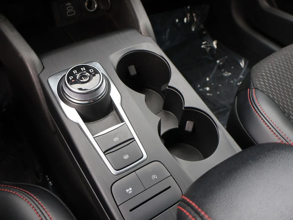 Used 2025 Gray Ford ST-Line image 38