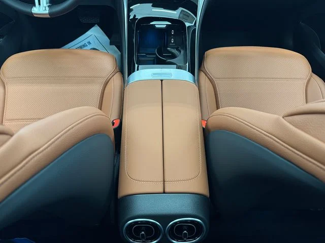 New 2027 Gray Mercedes-Benz GLC 300 image 40