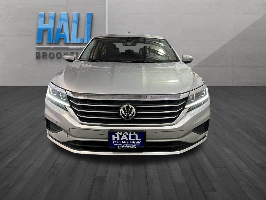 Certified Used 2020 Silver Volkswagen 2.0T SE image 9