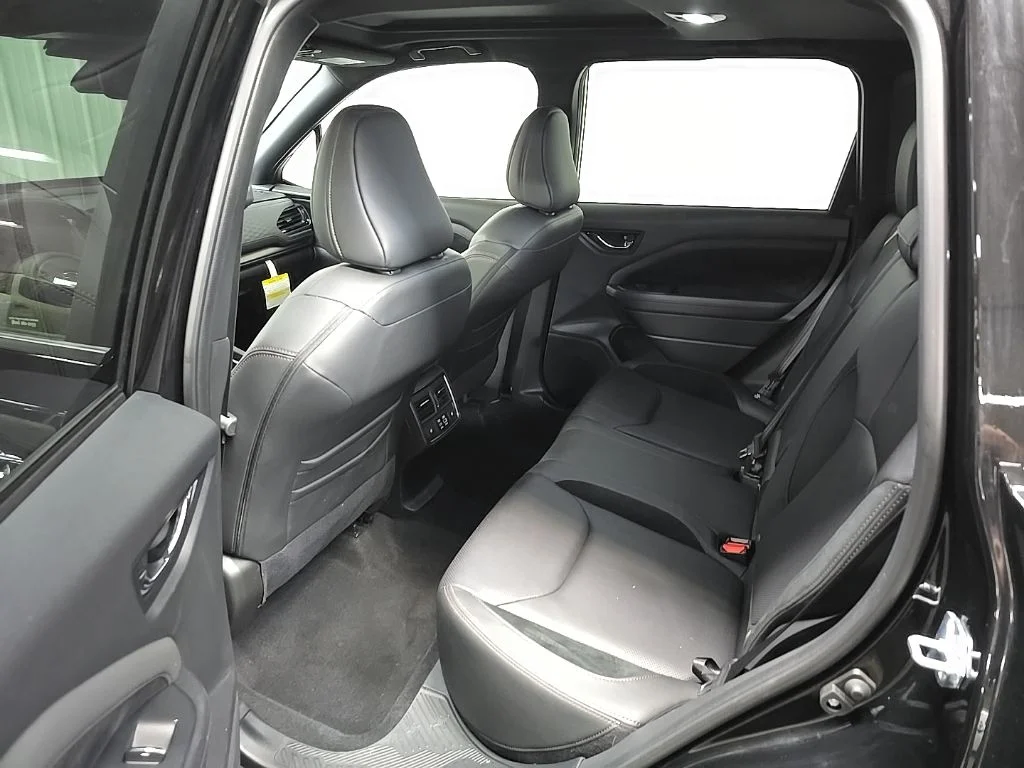 Used 2025 Crystal Black Silica Subaru Touring image 32