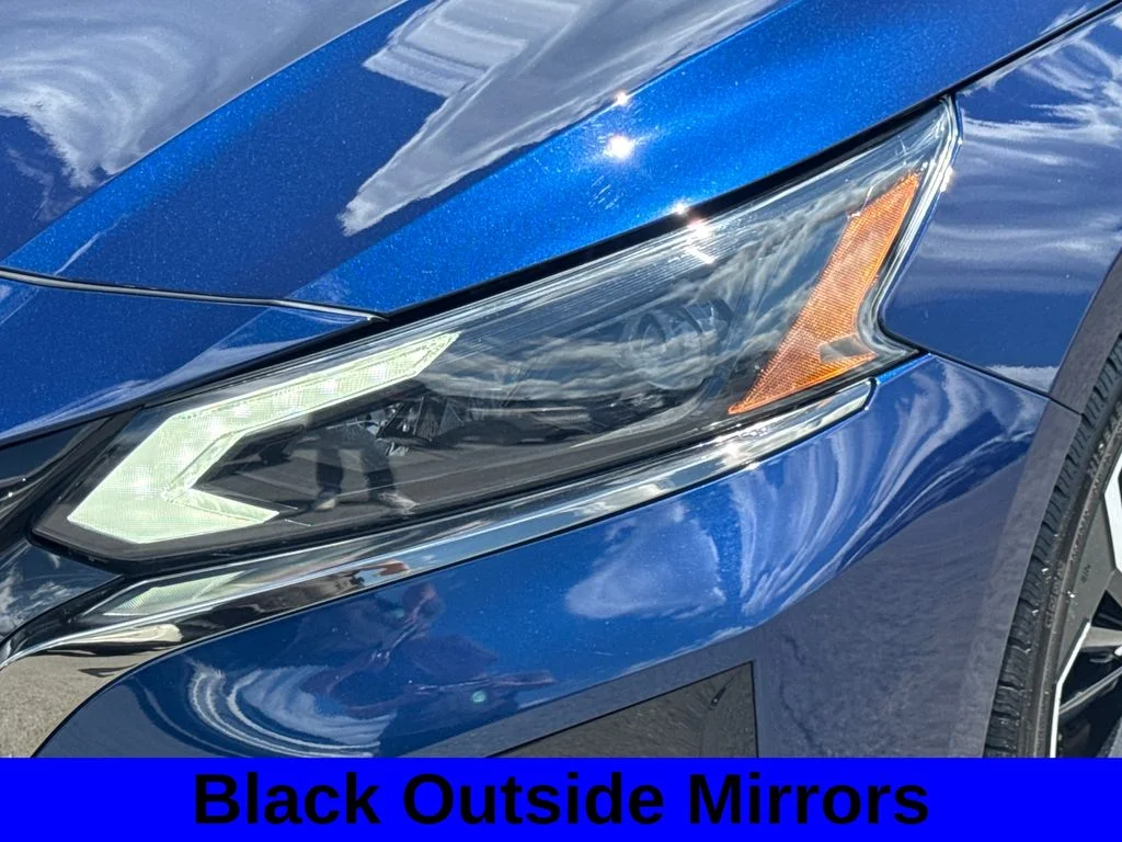 Used 2023 Deep Blue Pearl Nissan 2.5 SR image 17