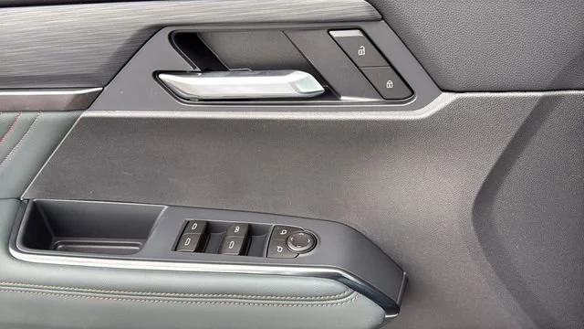 2026 GMC Acadia AT4 - Photo 22