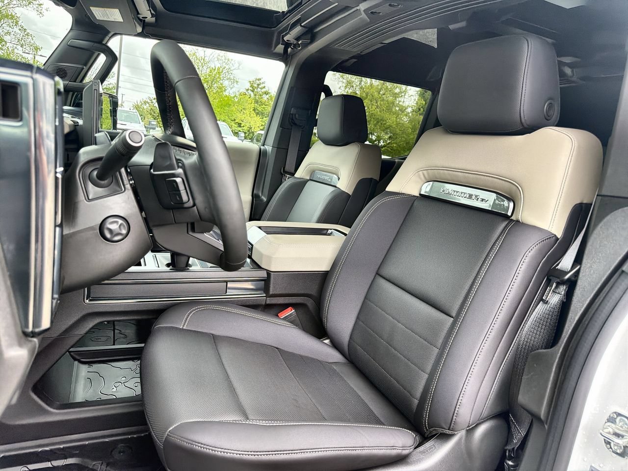 New 2026 Interstellar White GMC 2X image 16
