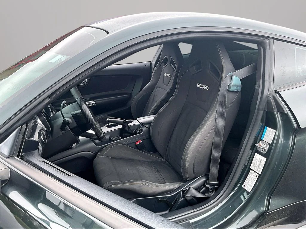 Used 2015 Gray Ford GT image 22