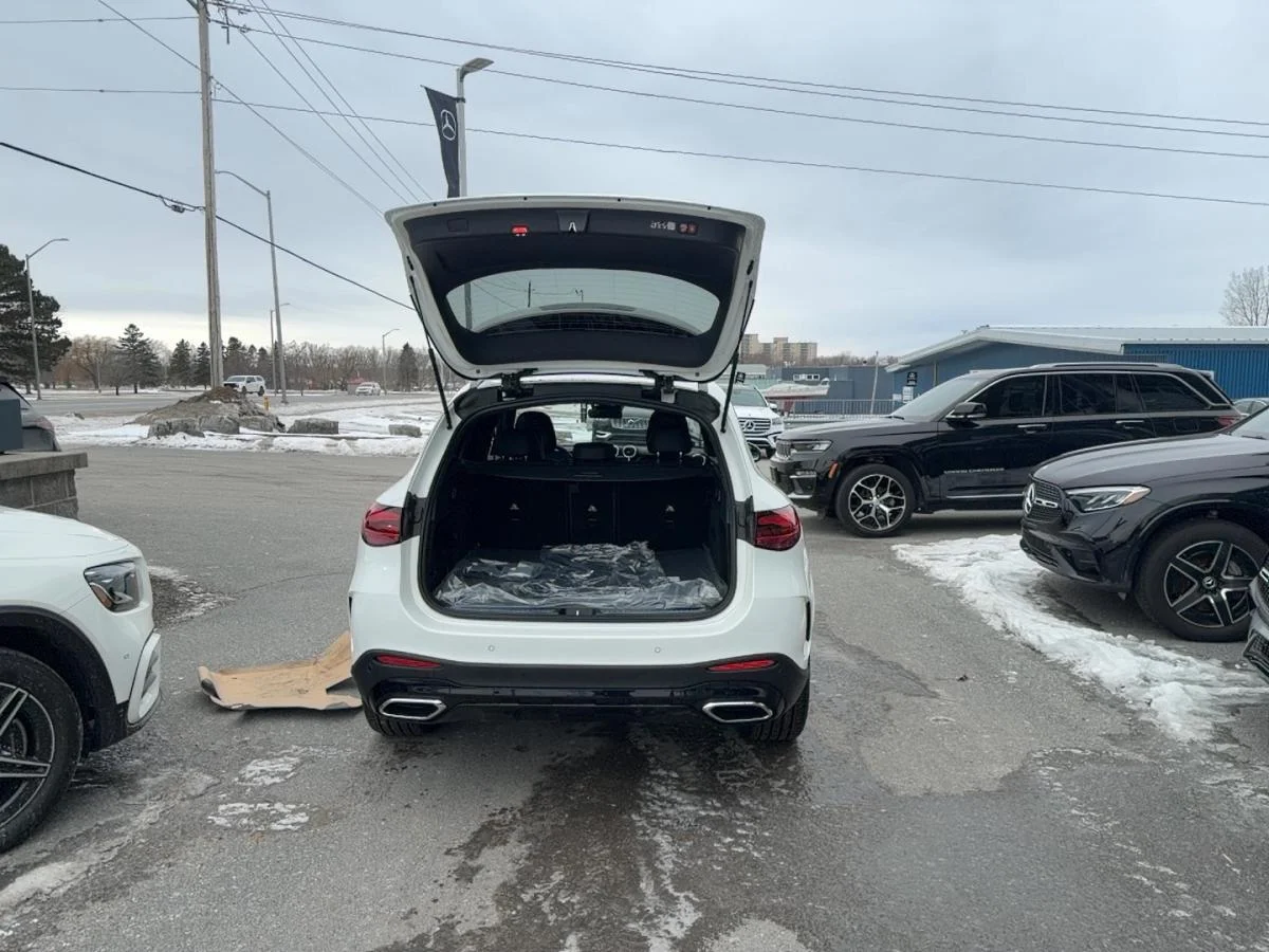 New 2026 White Mercedes-Benz 300 4matic Suv image 16