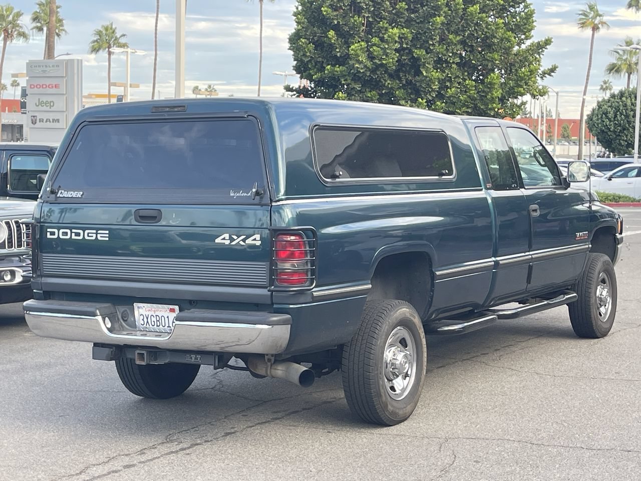 Used 1996  Dodge CLUB CAB 155 WB image 5