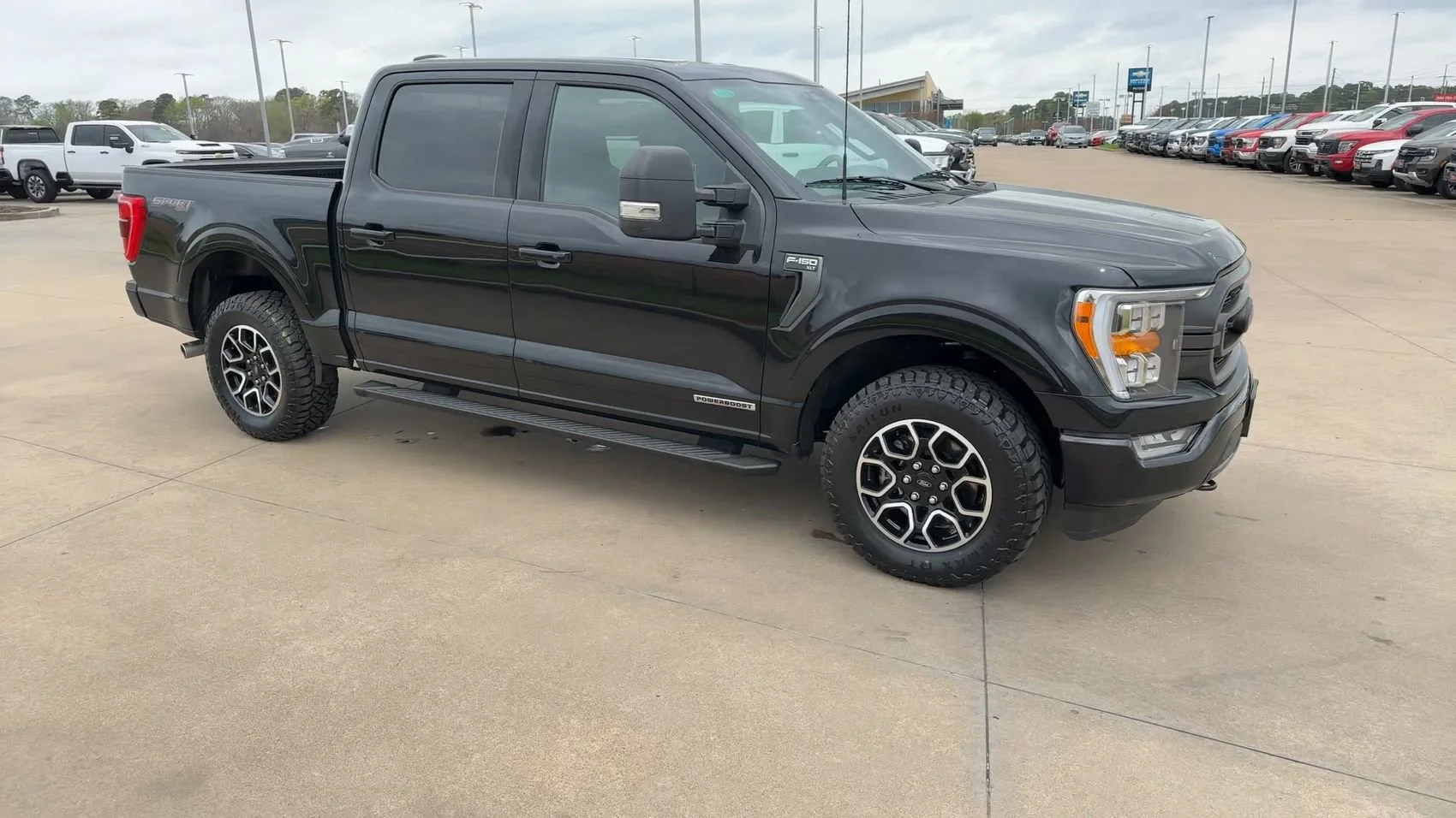 Used 2023 Black Metallic Ford XLT image 3