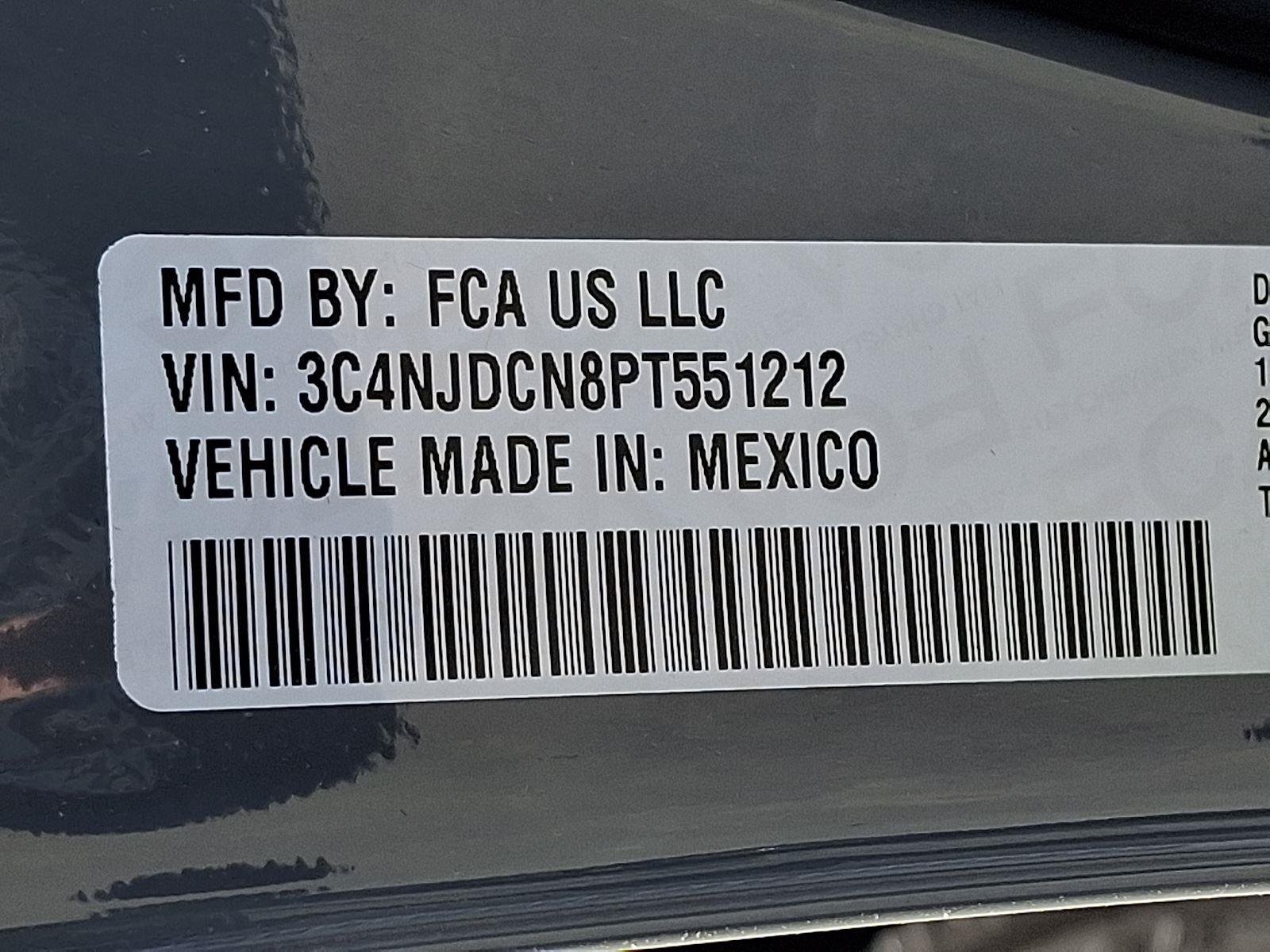 Used 2023 Sting-Gray Clearcoat Jeep Limited image 27