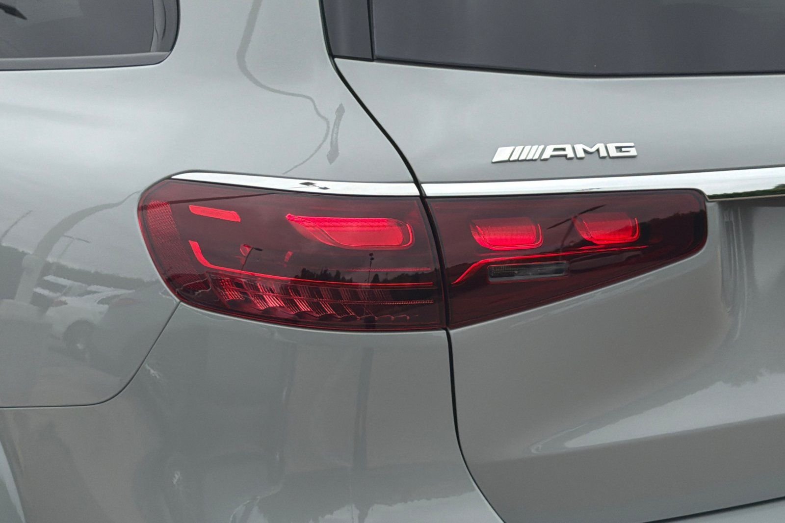 New 2026 MANUFAKTUR Alpine Grey Mercedes-Benz GLS 63 AMG® image 16