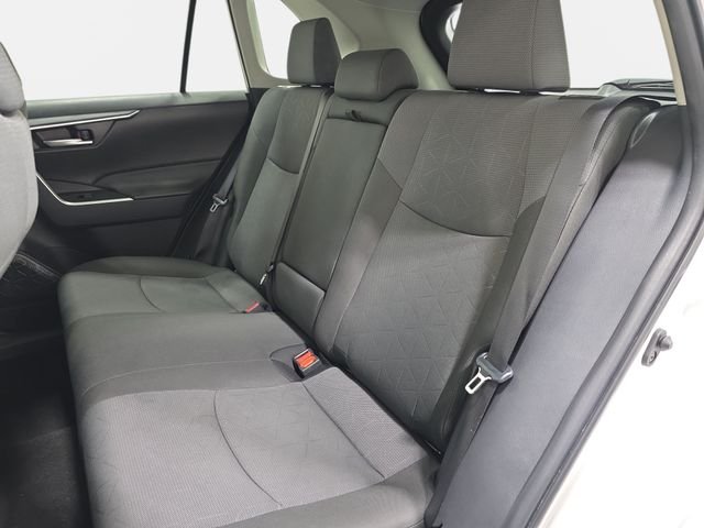 Used 2025 White Toyota XLE image 13
