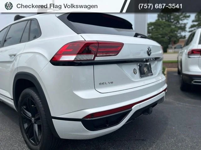 Used 2023 Opal White Pearl Volkswagen 3.6L V6 SEL R-Line image 9