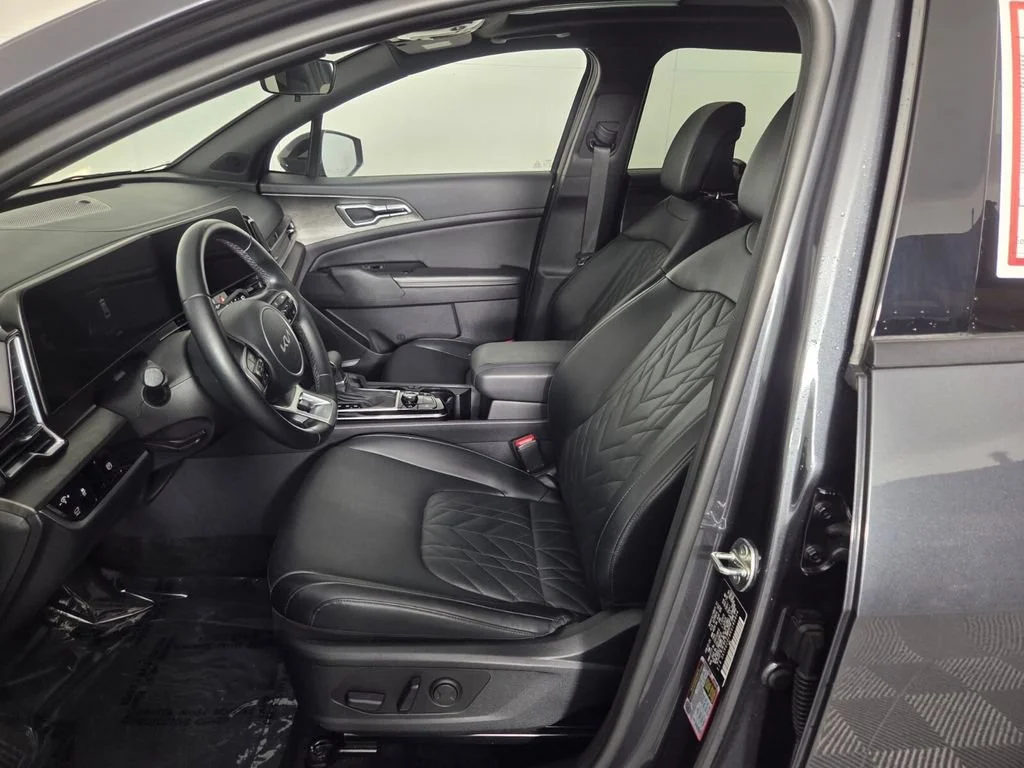 Used 2024 Gravity Gray Kia X-Line image 9