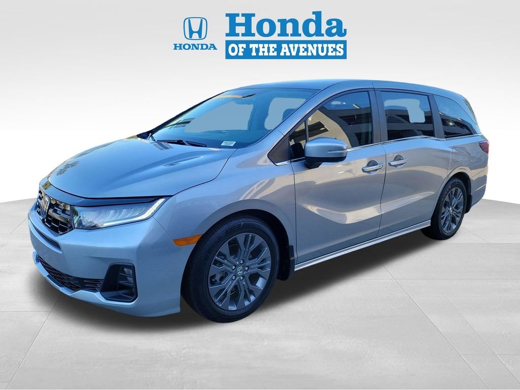 Used 2026 Silver Metallic Honda Touring image 2