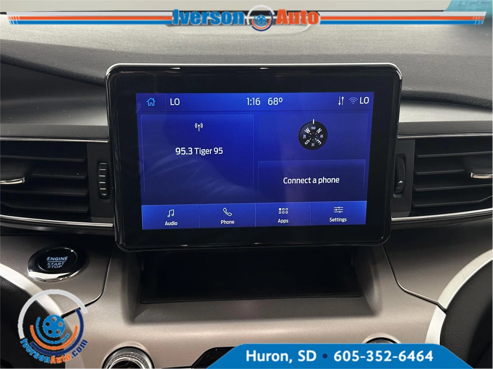 Used 2022 Red Ford XLT image 18