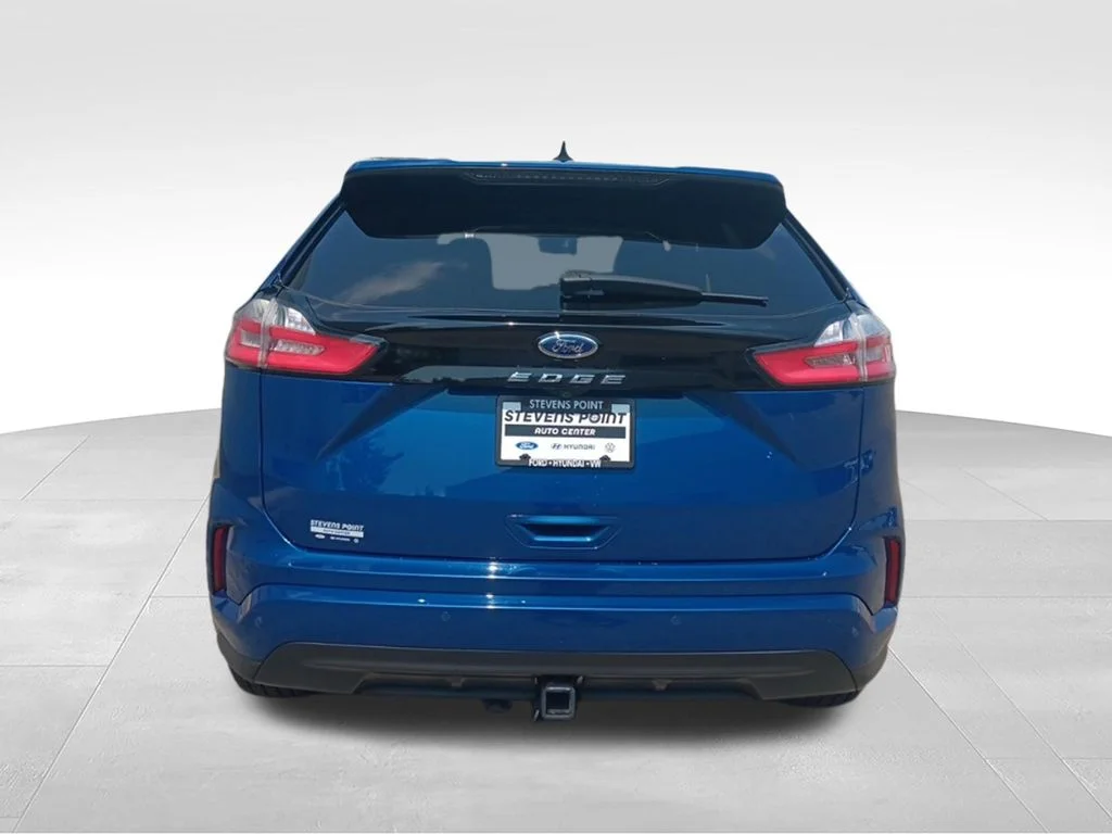 Used 2023 Blue Metallic Ford ST Line image 6