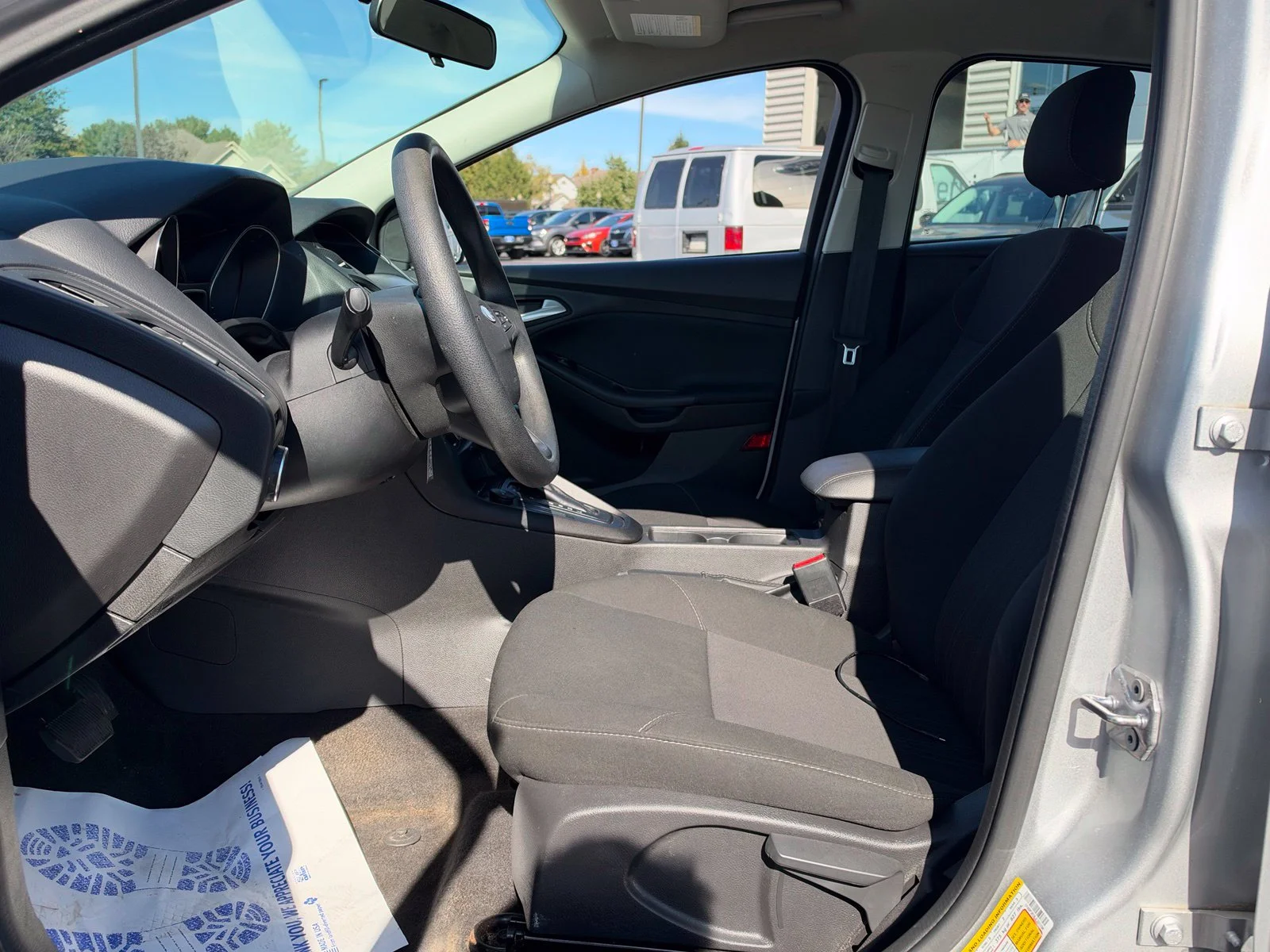 Used 2018 Silver Ford SE image 12