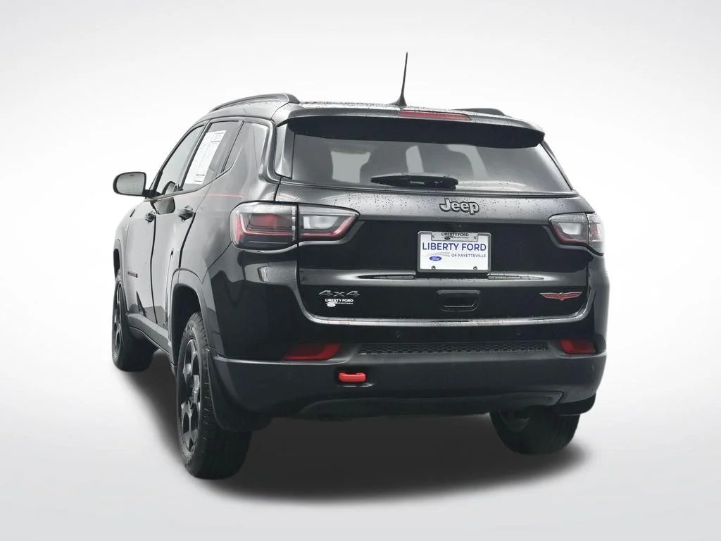 Certified Used 2023 Diamond Black Jeep Trailhawk image 9