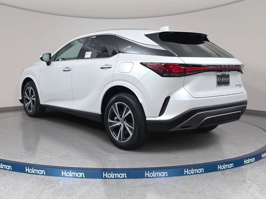 New 2026 Eminent White Pearl Lexus PREMIUM image 7