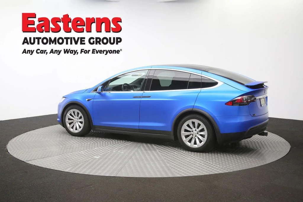 Used 2019 Blue Tesla 75D image 58