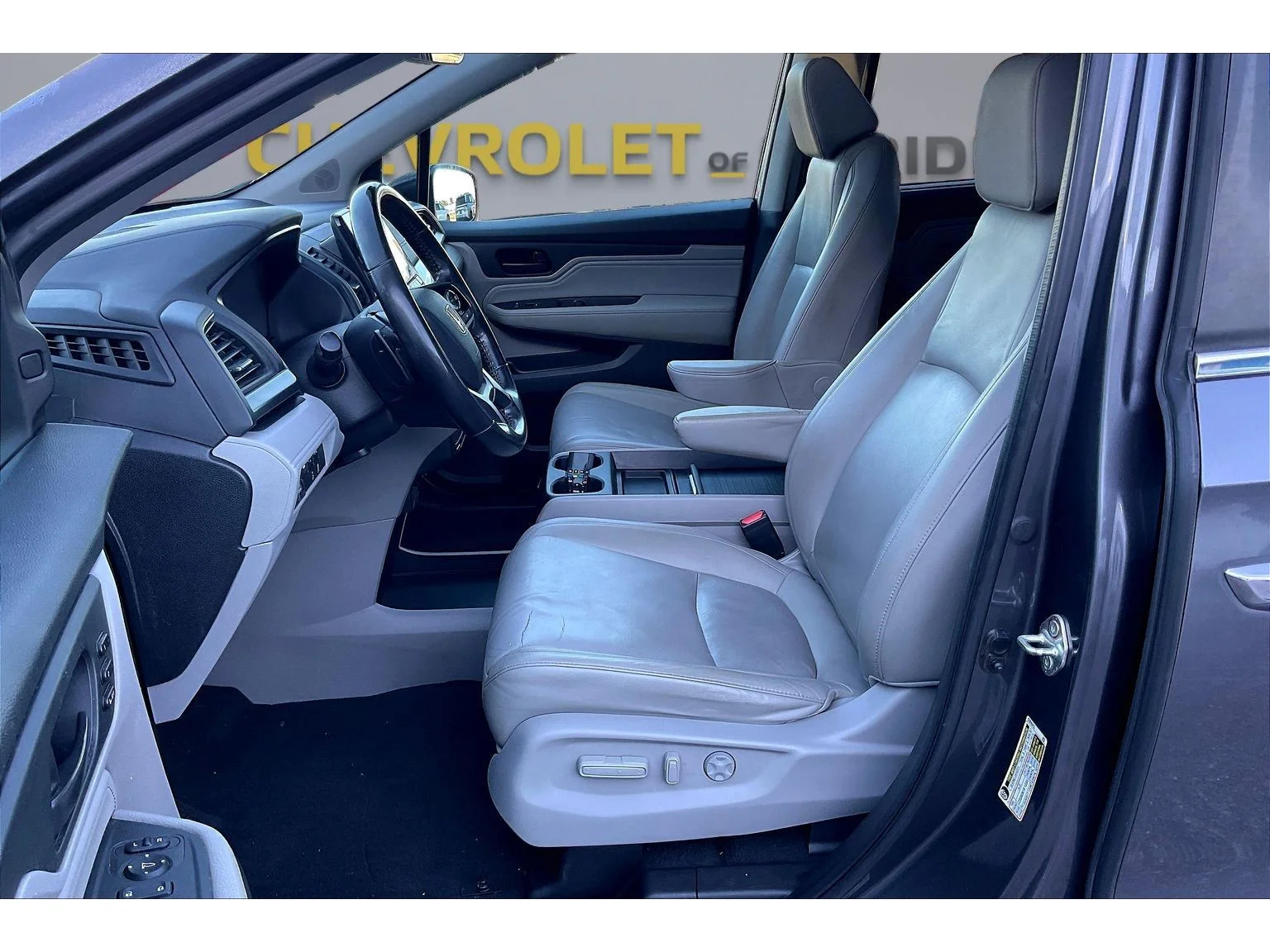 Used 2019 Gry Honda Touring image 17