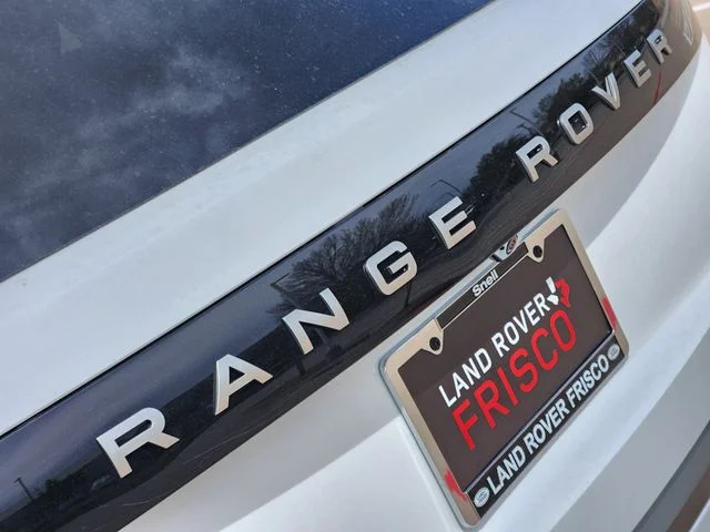 New 2026 Fuji White Land Rover SE image 8